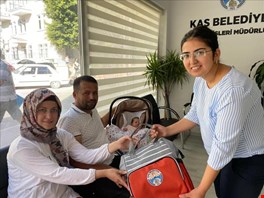 Kaş’ta yeni doğan bebeklere ‘hoş geldin’ hediyesi