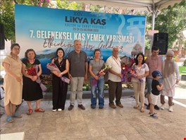 Kaş’ta geleneksel yemek yarışması yapıldı